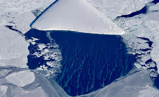 "בורקס" של קרח (צילום: NASA, חדשות)