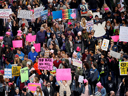צעדת הנשים. רק 3.5% לא שמעו על המחאה (צילום: רויטרס, חדשות)