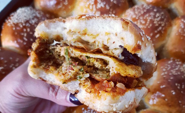 מפרום מטוגן בלחמנייה