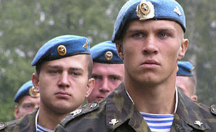 חיילים בצבא רוסיה (צילום: russian-victories)