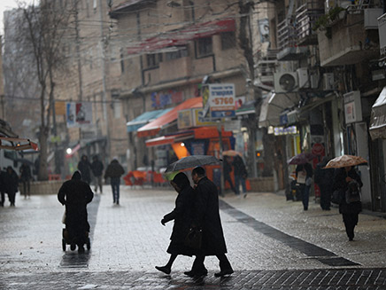 הגשם ייחלש בשעות הצהריים, אריכון (צילום: Yonatan Sindel/Flash90, חדשות)