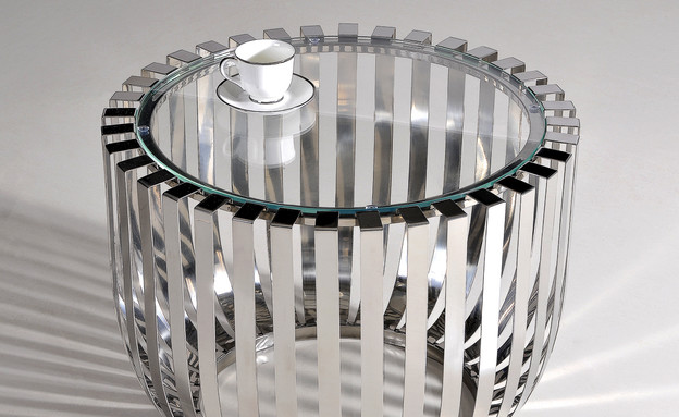 בלאק פריידיי ליבינג, ניקולטי שולחן קפה במתנה ברכישת מערכת ישיבה -2 (צילום: גיא שרון)
