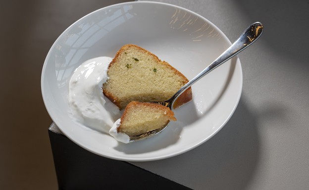 אל 28 עוגת סולת  (צילום: אנטולי מיכאלו, יחסי ציבור)