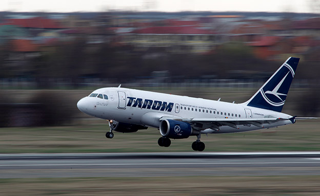 חשש לחצבת בטיסת Tarom (אילוסטרציה) (צילום: רויטרס, חדשות)