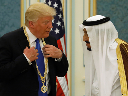 טראמפ ומלך ערב הסעודית (צילום: רויטרס, חדשות)