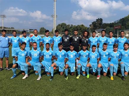 נבחרת נערים ב' של חסארמה (צילום: ההתאחדות לכדורגל) (צילום: ספורט 5)
