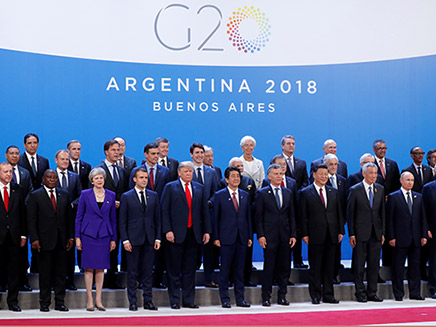 מנהיגי המדינות המתועשות בצילום משותף (צילום: רויטרס, חדשות)