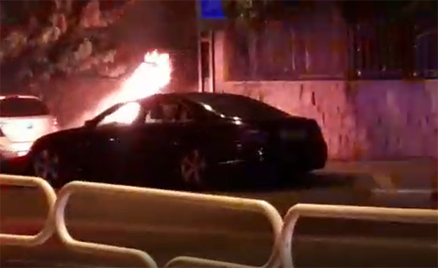 פיצוץ הרכב בראשון לציון, לפני כשבועיים (צילום: TPS, חדשות)