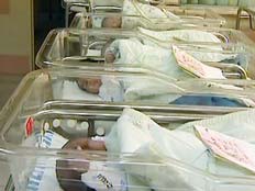 ירידה בתמותת תינוקות (צילום: חדשות 2)