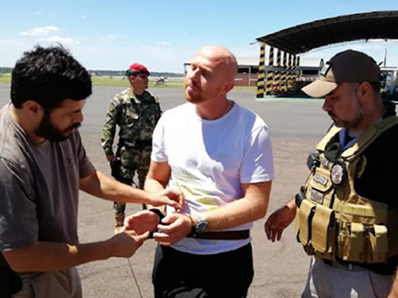 טרייגר לאחר מעצרו השני (צילום: משטרת פרגוואי, חדשות)
