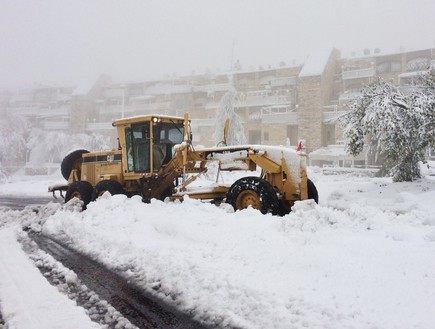 שלג בשכונת גילה בירושלים (צילום: ינון בן שושן, NEXTER)