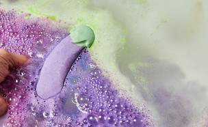 פצצת מקלחת, lush (צילום: אינסטגרם, lush)