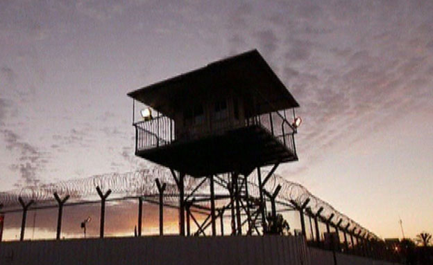 הפתרון להברחות לכלא (צילום: חדשות 2)