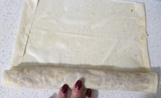 בורקס עם בשר - שלב הגלגול