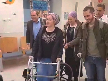 שירה איש-רן משתחררת מבית החולים (צילום: החדשות)