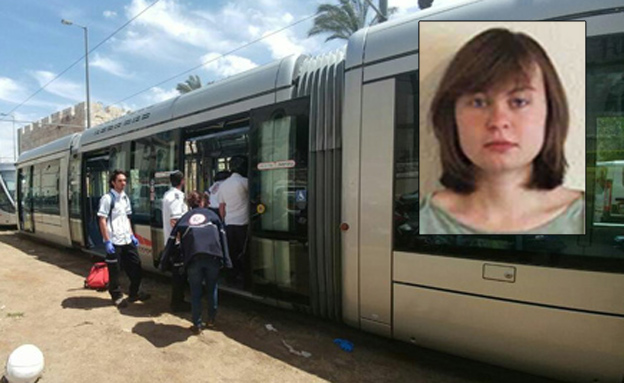 זירת פיגוע הדקירה ברכבת הקלה בירושלים (צילום: תיעוד מבצעי מד"א, חדשות)