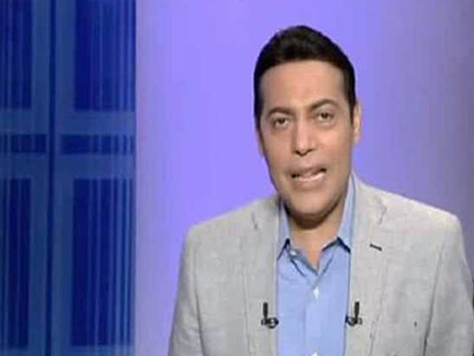 שדרן הטלוויזיה מוחמד אל  גהאטי (צילום: הטלוויזיה המצרית, חדשות)