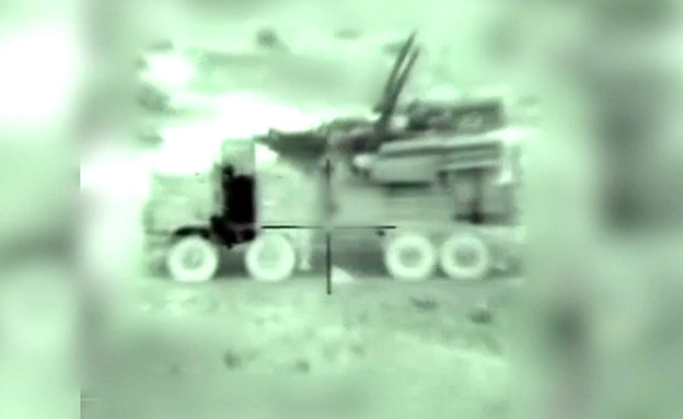 תקיפת סוללת הגנה אווירית סורית ‎ (צילום: דובר צה"ל, חדשות)