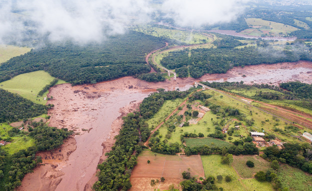 אסון הסכר שקרס בברזיל  (צילום: Fernanda LigabueGreenpeace)