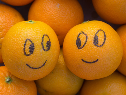 תפוזים מחייכים (צילום: By Dafna A.meron, shutterstock)