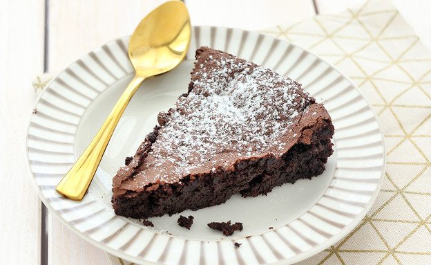 עוגת שוקולד קטיפתית (צילום: ענבל לביא, mako אוכל)