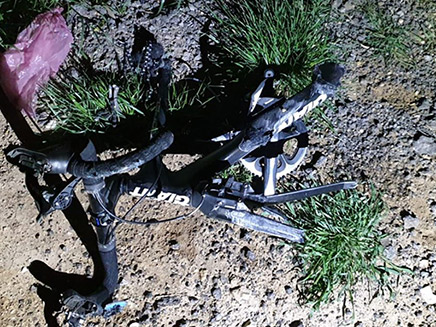 האופניים של הרוכב שנהרג (צילום: דוברות המשטרה, חדשות)