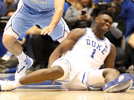 זאיון הפצוע והנעל המרוסקת (צילום: Streeter Lecka/Getty Images) (צילום: ספורט 5)