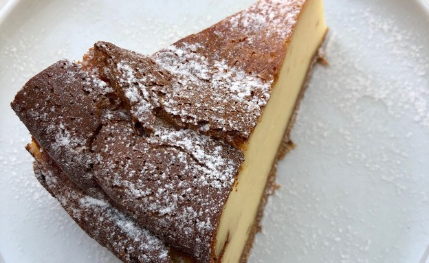 עוגת גבינה רושפלד קפיטריה  (צילום: ריטה גולדשטיין, mako אוכל)