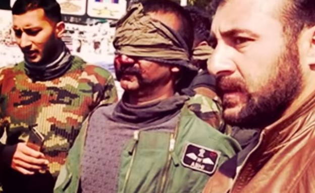 טייס הודי שנפל בשבי פקיסטני בקשמיר טייס הודי שנפל בשבי פקיסטני בקשמיר