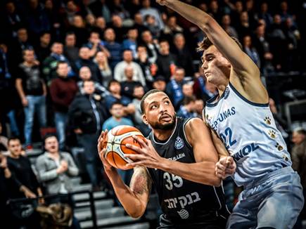 (FIBA) (צילום: ספורט 5)