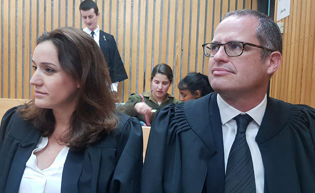 עורכי הדין ישגב נקדימון ודקלה בירן (צילום: החדשות)