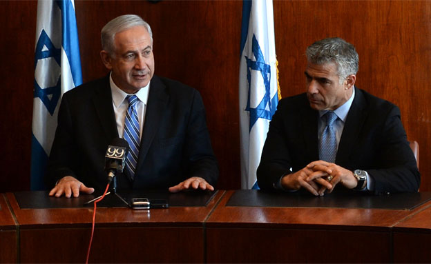 Benjamin Netanyahu, Yair Lapid (Photo: Kobi Gideon, p