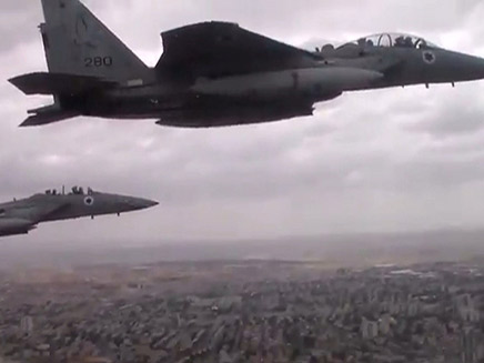 מטוסי חיל האוויר במהלך התקיפה (צילום: דובר צה
