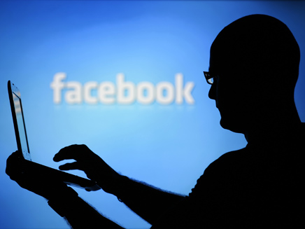 תקלה עולמית בפייסבוק ובוואטסאפ (צילום: רויטרס, חדשות)