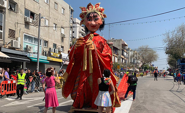 העדלאידא בחולון ‎ (צילום: החדשות)