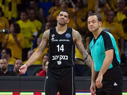 זה לא היה היום של ירושלים (FIBA) (צילום: ספורט 5)