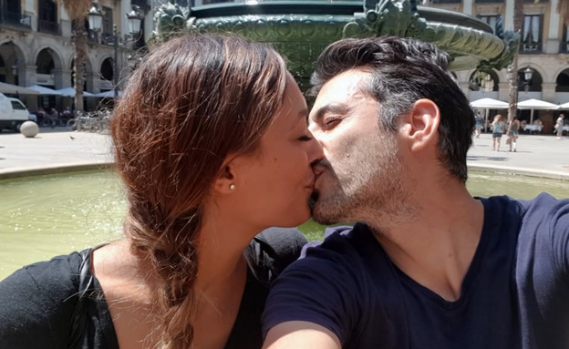 נהנים ביחד: דיקלה ואלון מתאהבים בברצלונה (צילום: מתוך 