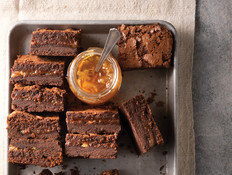 חיתוכי שוקולד עם ריבת תפוז (צילום: דניאל לילה , דיסקו מתוקים, הוצאת כתר) חיתוכי שוקולד עם ריבת תפוז (צילום: דניאל לילה , דיסקו מתוקים, הוצאת כתר)