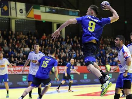 הנבחרת חייבת ניצחון בגומלין. (kosovo handball federation) (צילום: ספורט 5)