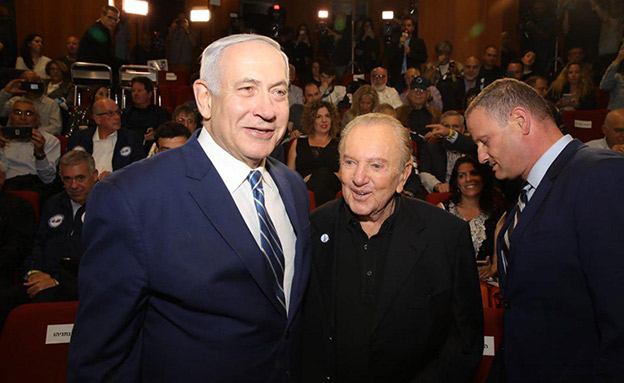 רה"מ נתניהו ומוריס קהאן (צילום: אלון רון, חדשות) רה"מ נתניהו ומוריס קהאן (צילום: אלון רון, חדשות)