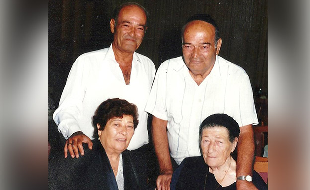 האחים (מימין לשמאל): אברהם, גבריאל, זמרנ (צילום: באדיבות המשפחה, חדשות)