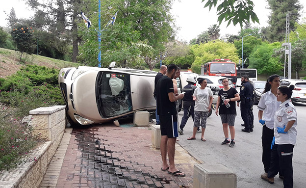 תאונה בבית שמש (צילום: יגאל וקנין, חדשות)