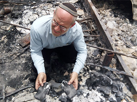 תושבים איבדו הכל בשרפה (צילום: דיווחי הרגע, חדשות)