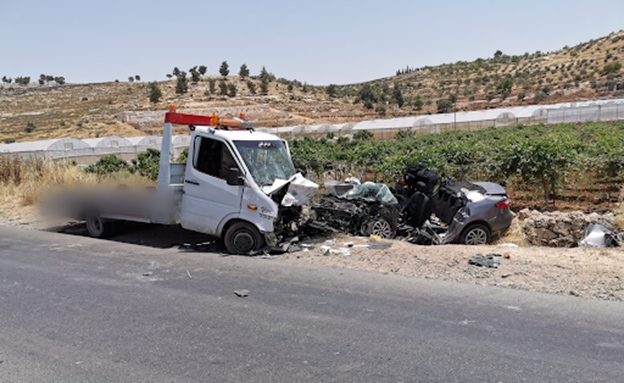 זירת התאונה בכביש 60, היום (צילום: דוברות המשטרה, חדשות)