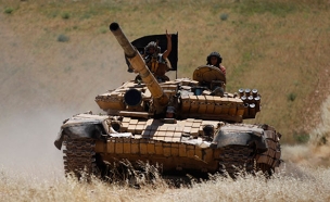כוחות ג'בהת א-נוסרה בסוריה (צילום: רויטרס, חדשות)