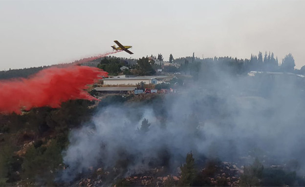 שריפה באבן ספיר (צילום: דוברות  כב"ה מחוז י-ם, חדשות)