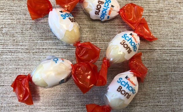 ממתקים מברלין קינדר לבן  (צילום: ריטה גולדשטיין, mako אוכל)