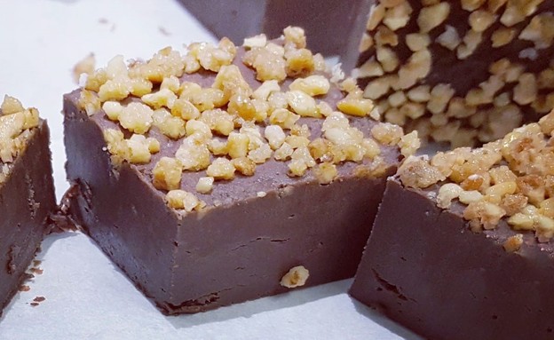 פאדג' שוקולד במיקרו (צילום: רון יוחננוב, mako אוכל)