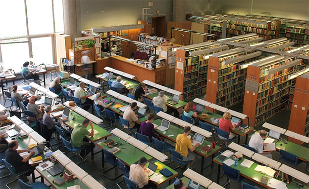 אולם הקוראים בספרייה הלאומית (צילום: יח"צ הספרייה הלאומי‎ת, חדשות)