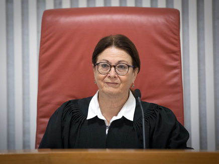 השופטת אסתר חיות הופכת להיות נשיאת העליון (צילום: פלאש 90 \ Yonatan Sindel, חדשות)